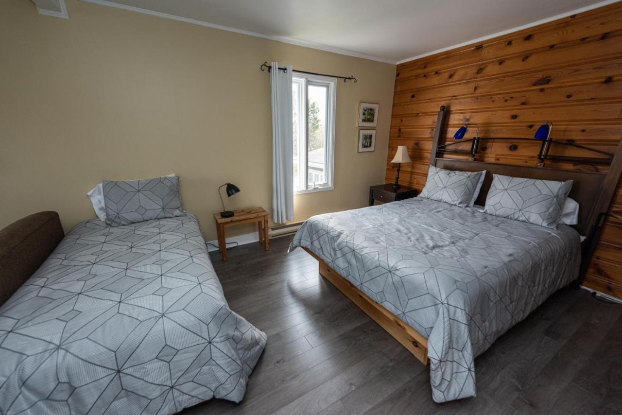 Auberge Beausejour Les Éboulements Exteriér fotografie