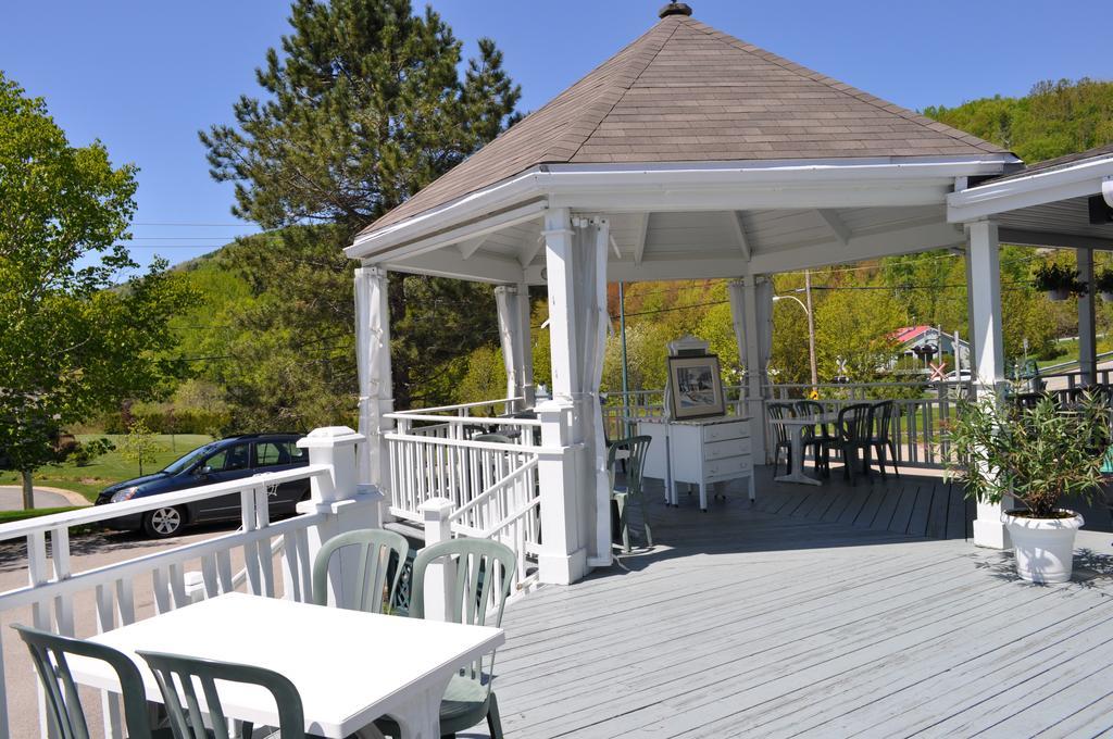 Auberge Beausejour Les Éboulements Exteriér fotografie